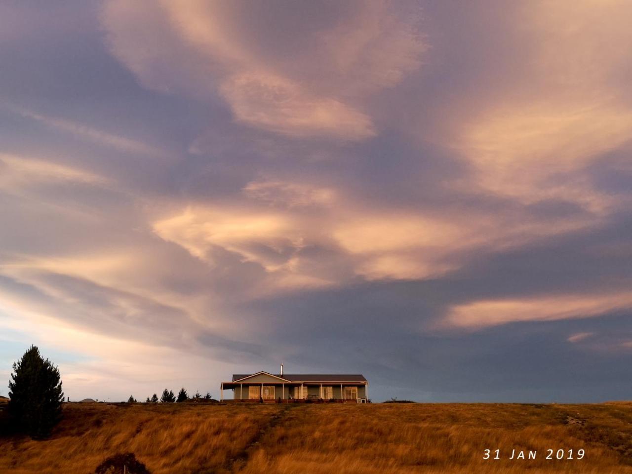 Kahurangi Twizel Hosted Bed & Breakfast Exterior foto